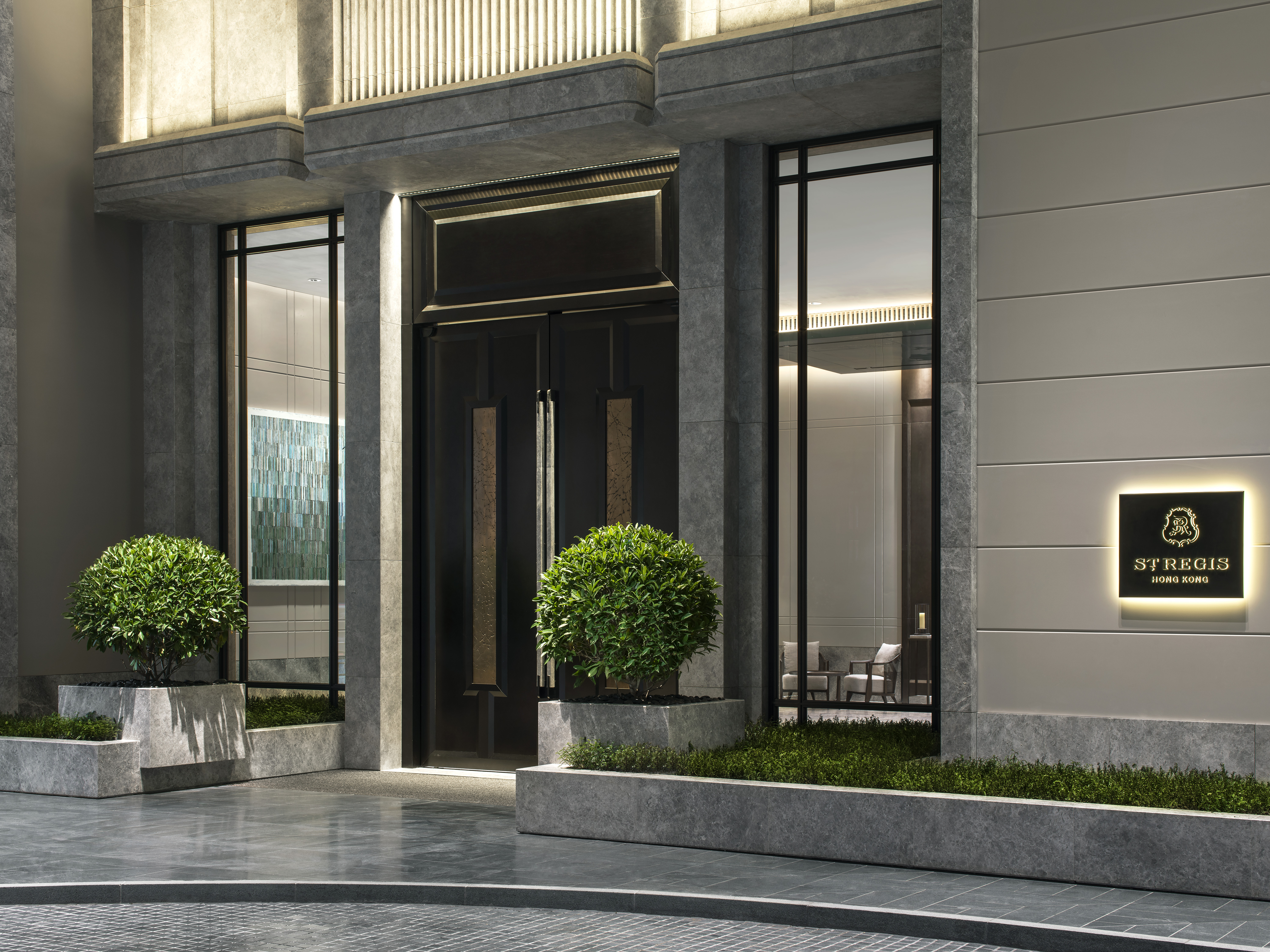 St. Regis Hong Kong, Hotel Entrance Close.jpg